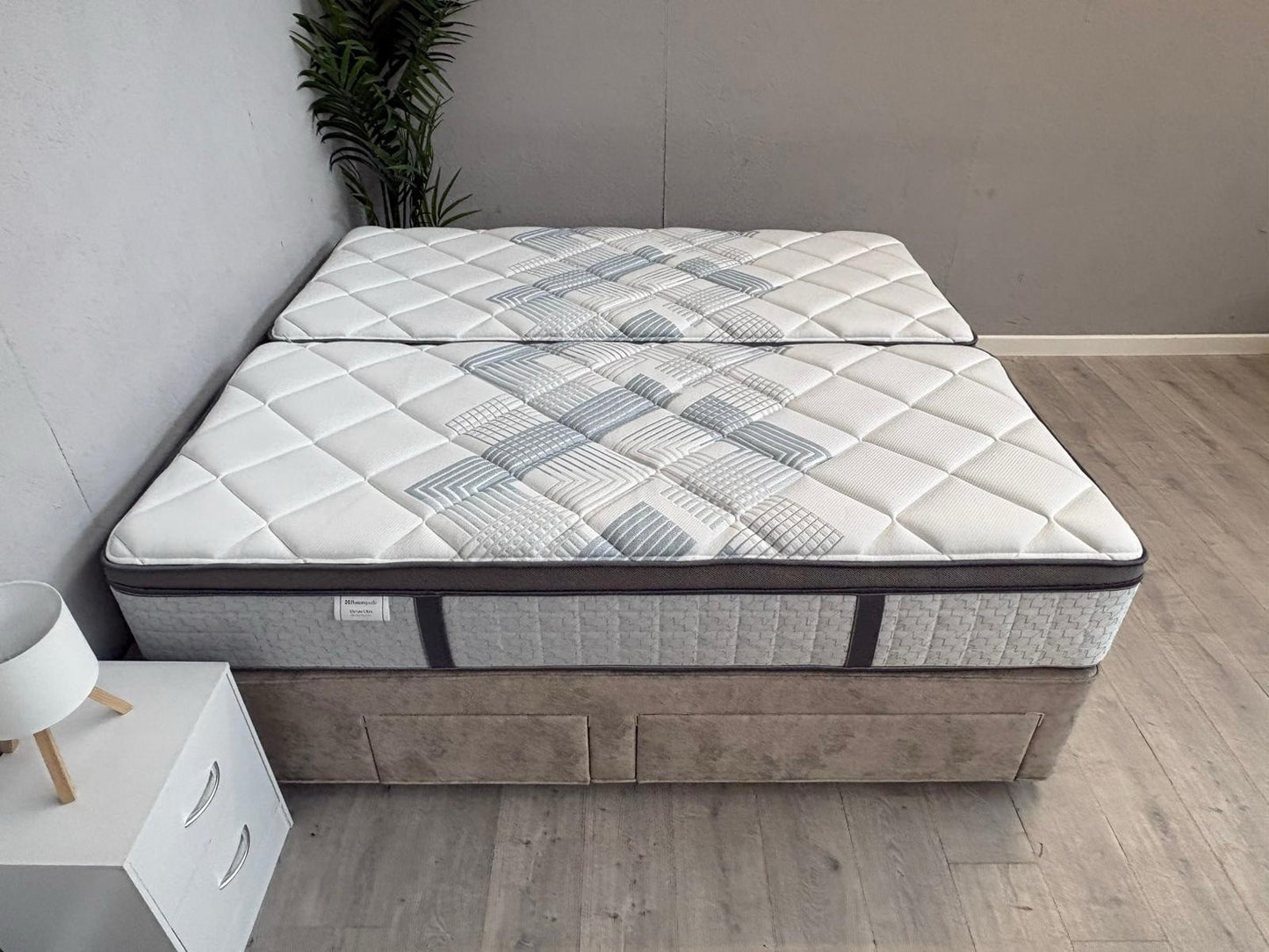 Sealy Elevate Ultra BRONTE 6ft Superking Zip & Link Mattress, Medium - RRP £2899