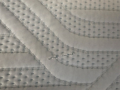 Tempur PRO PLUS 4ft 6 Double Mattress, Medium ( SEE PICTURES ) - RRP £2,299
