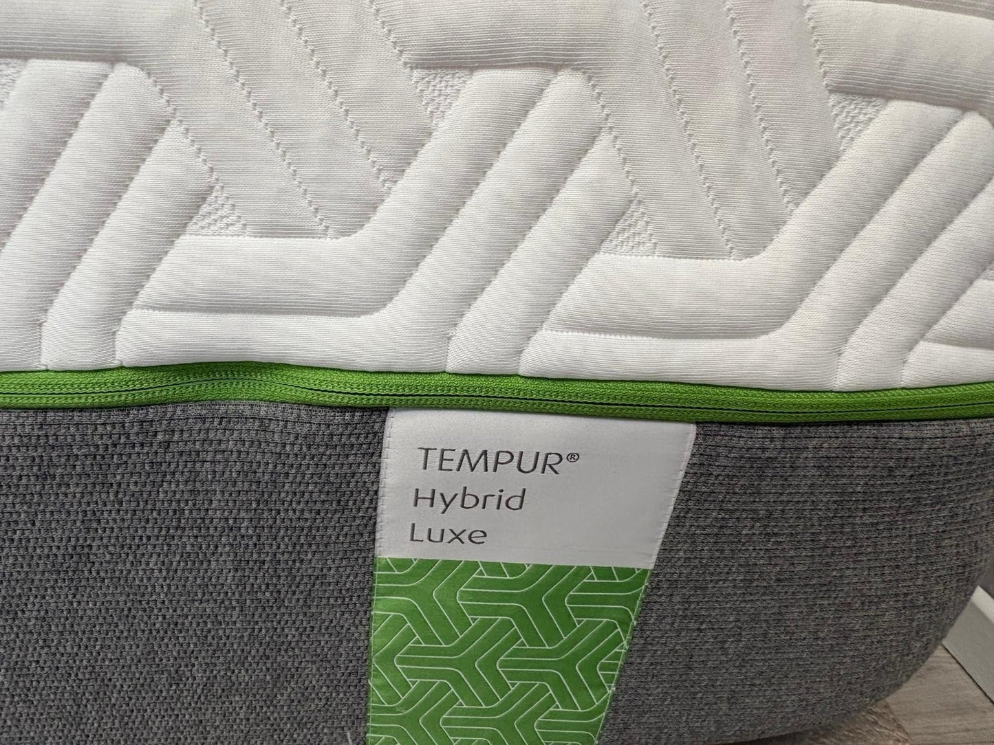 Tempur HYBRID ELITE LUXE 6ft Superking Mattress, Medium - RRP £2,599