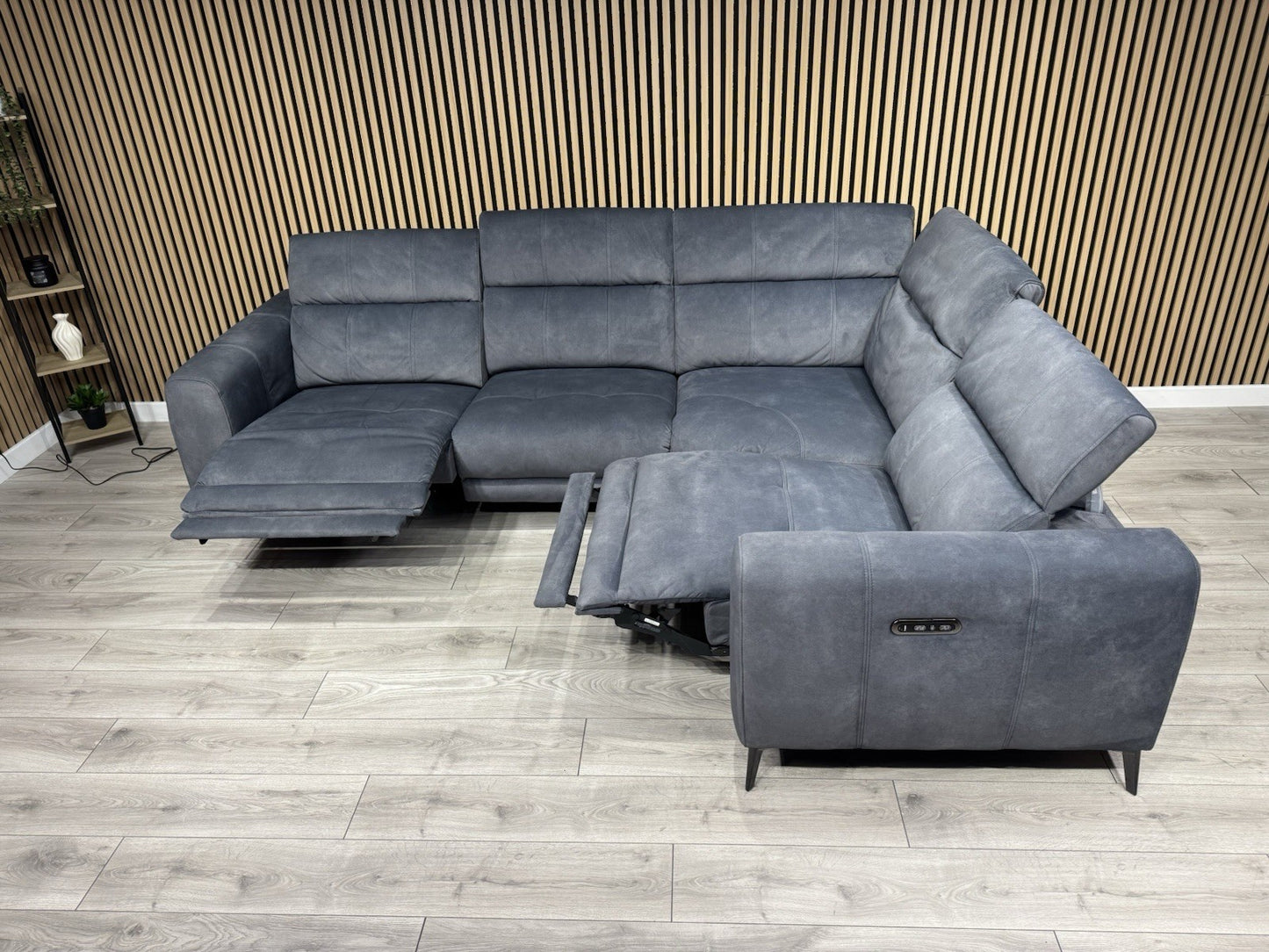 Furniture Village EZRA Fabric RHF Double Power Recliner Corner Sofa - RRP £3,295