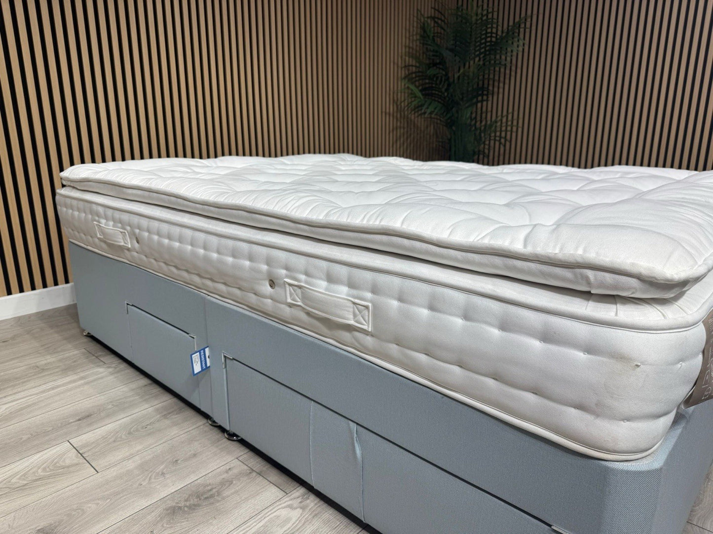 Staples and Co. Artisan DECADENCE 5ft Kingsize Mattress, Medium - RRP £1,399