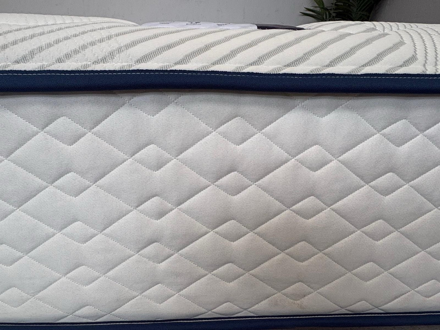 Slumberland Duo 2200 Pocket 2-in-1 5ft Kingsize Mattress, Medium - RRP £1,199