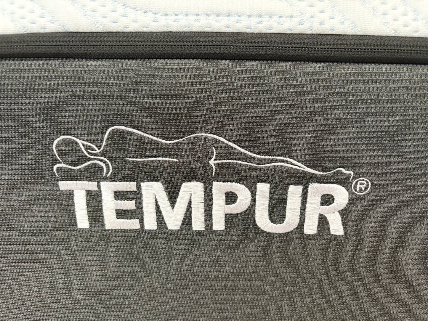 Tempur PRO AIR LUXE Smart Cool 3ft Single Mattress, Medium / Firm - RRP £1,599