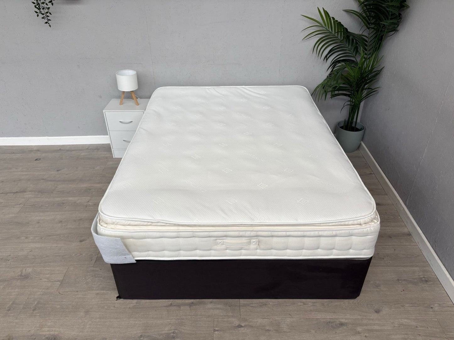 Laura Ashley EMSWORTH 2500 Pocket 5ft Kingsize Mattress - RRP £799