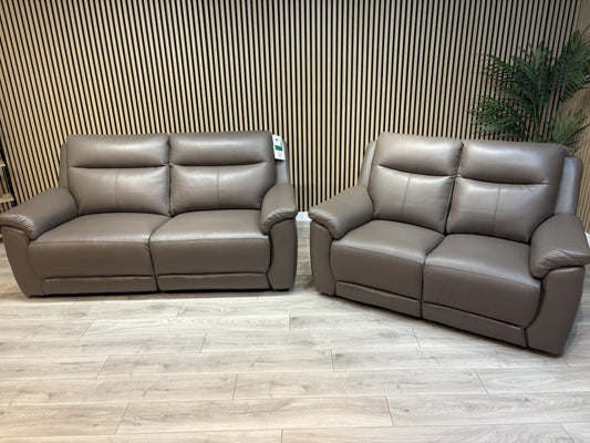 NAVONA 3 Seater + 2 Seater Leather Sofa Set, Power Recliners - RRP £3,498
