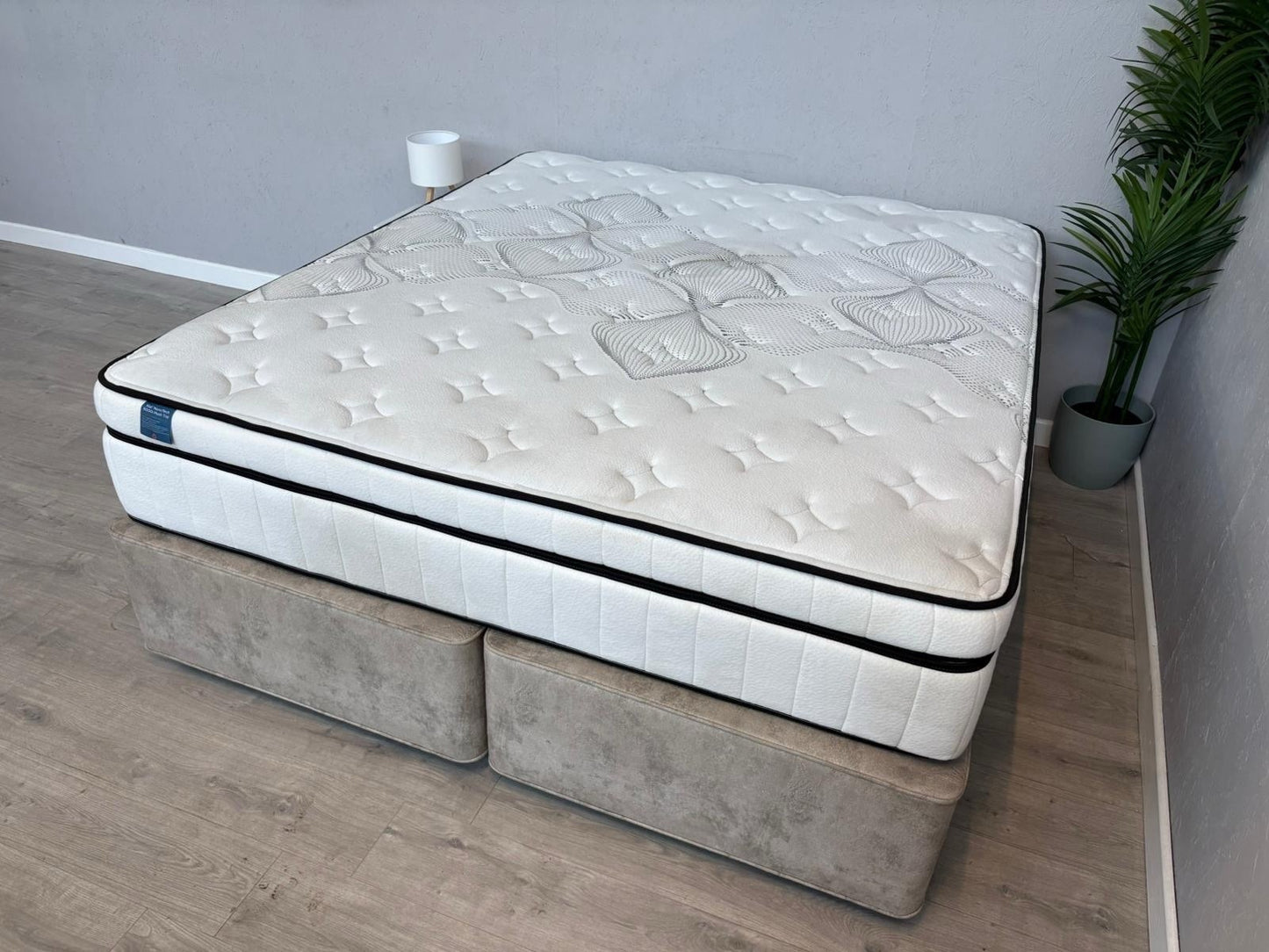 IGEL Nanotech 6000i 6ft Superking Mattress, Firm - RRP £2,799