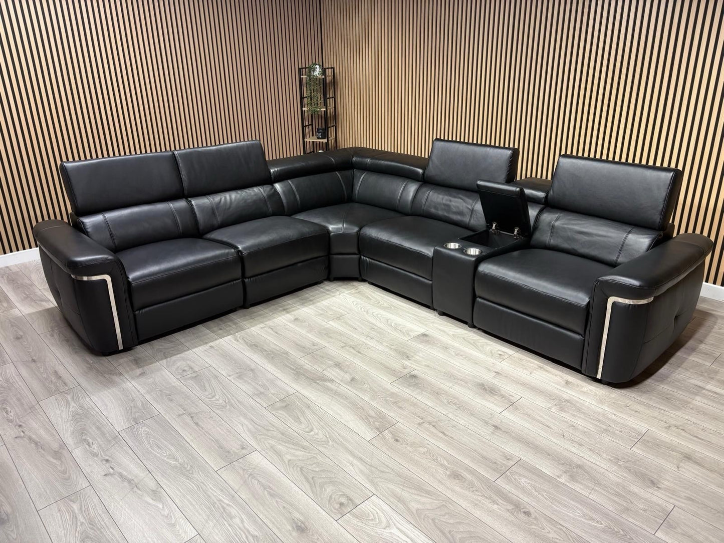 VENICE Leather 2 Corner 2 Power Recliner Sofa + Console - RRP £5,599