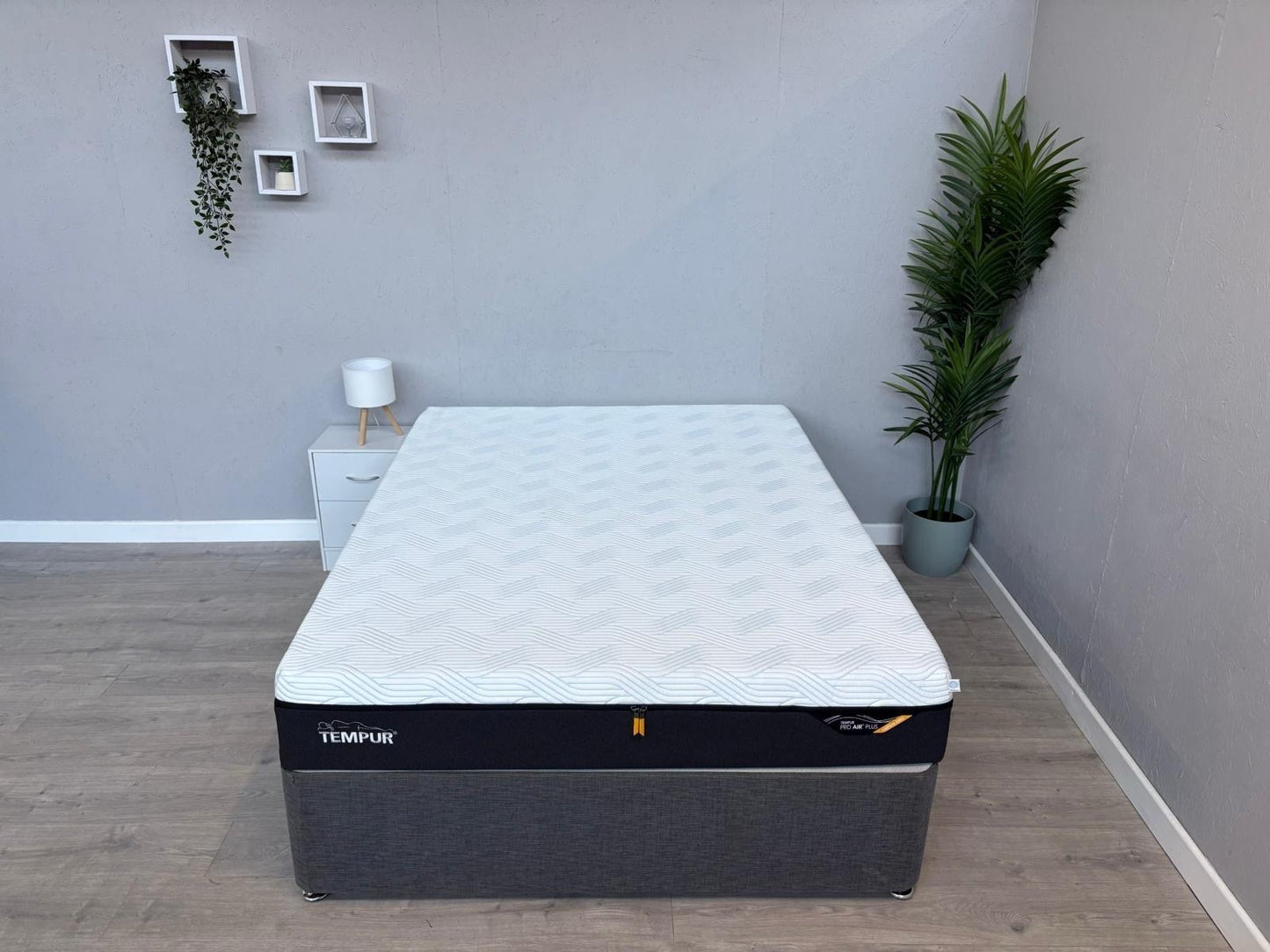 Tempur PRO AIR PLUS Smart Cool 5ft Kingsize Mattress, Medium / Firm - RRP £2,499