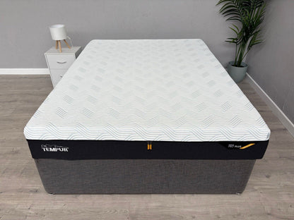 Tempur PRO PLUS Smart Cool 6ft Superking Mattress, Medium / Firm - RRP £2,699
