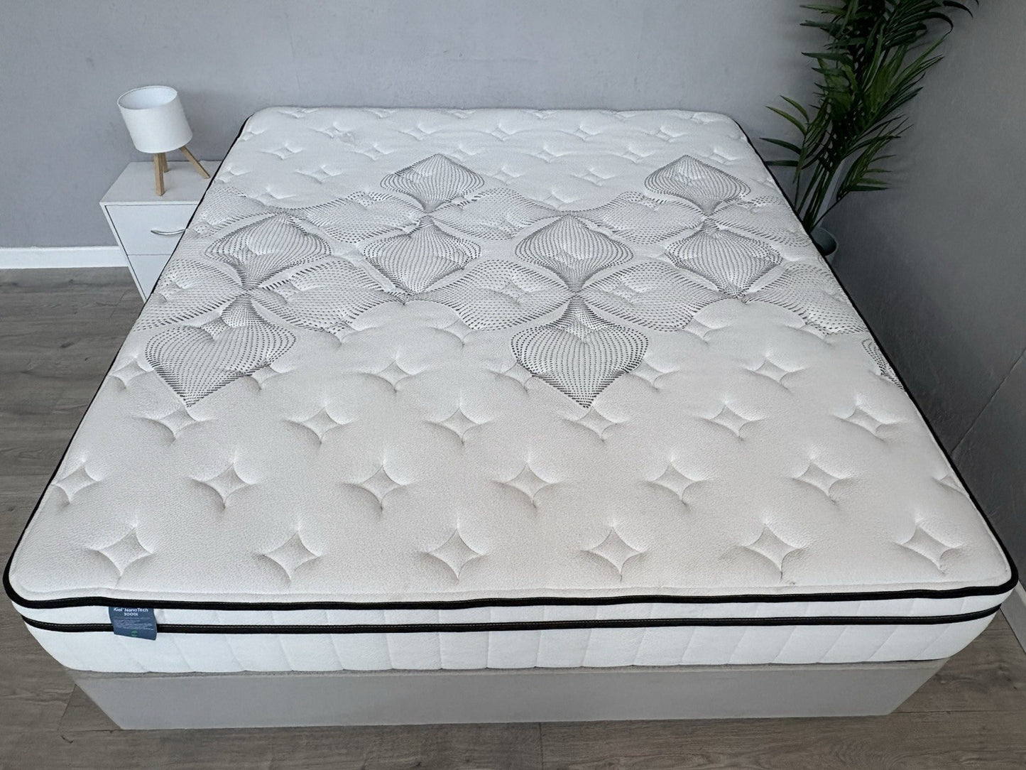 IGEL Nanotech 3000i 6ft Superking Mattress, Medium - RRP £1,949