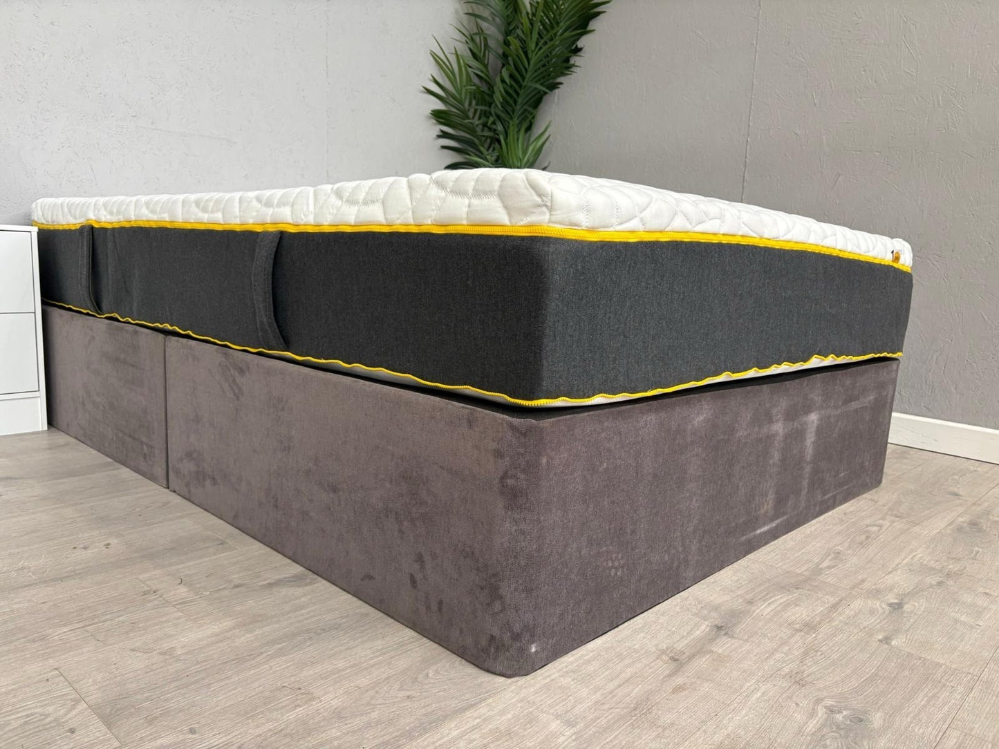 EVE Wunderflip Ultimate Hybrid 4ft 6 Double Mattress, Medium / Firm - RRP £1,199