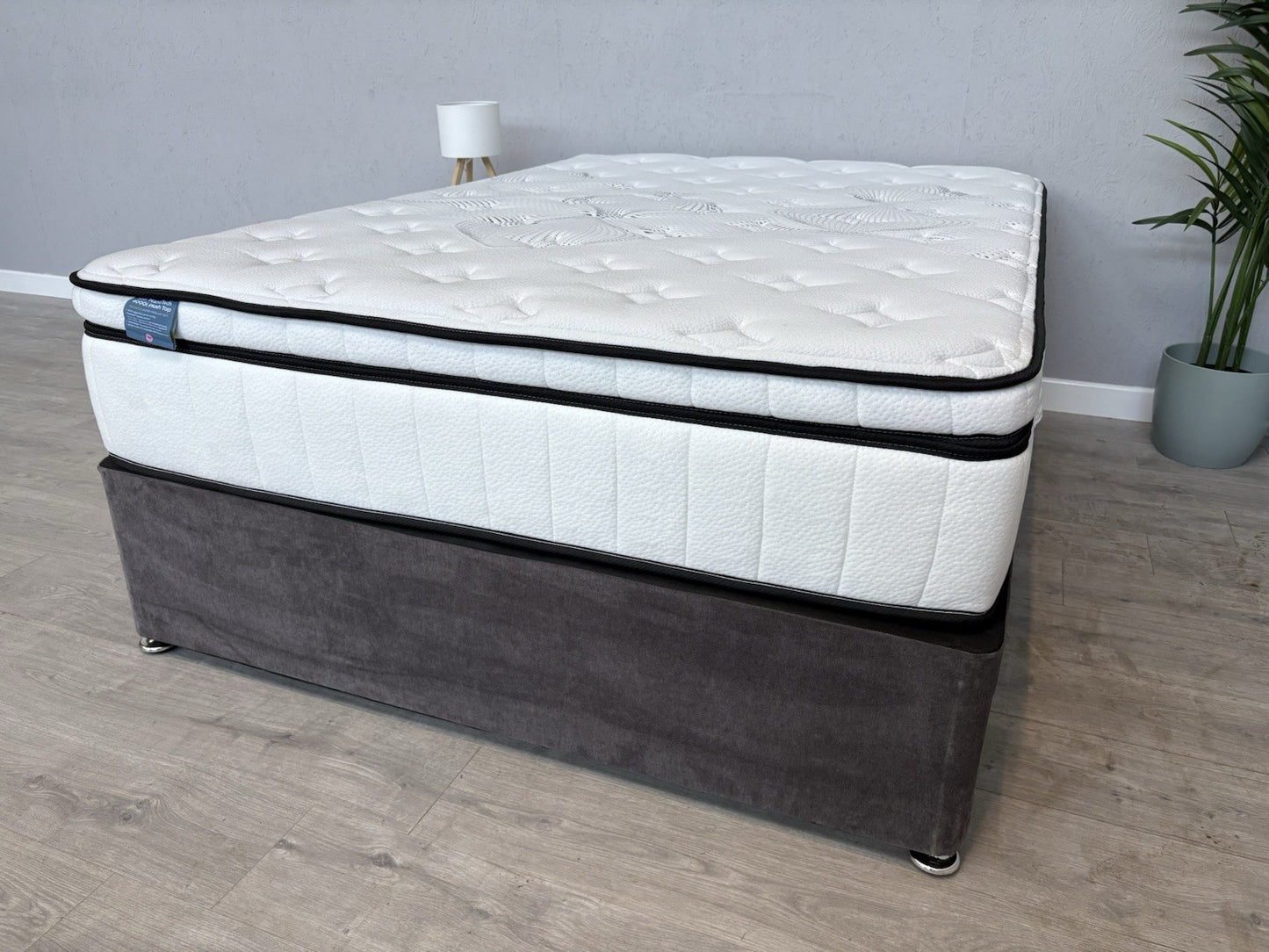 IGEL Nanotech 4000i 4ft 6 Double Mattress, Firm - RRP £1,699