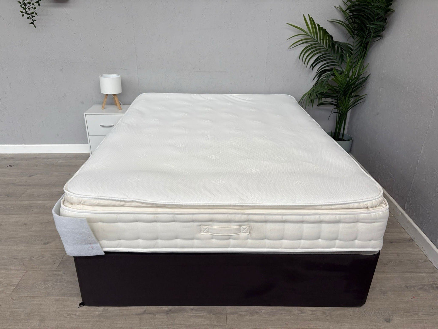 Laura Ashley EMSWORTH 2500 Pocket 5ft Kingsize Mattress - RRP £799