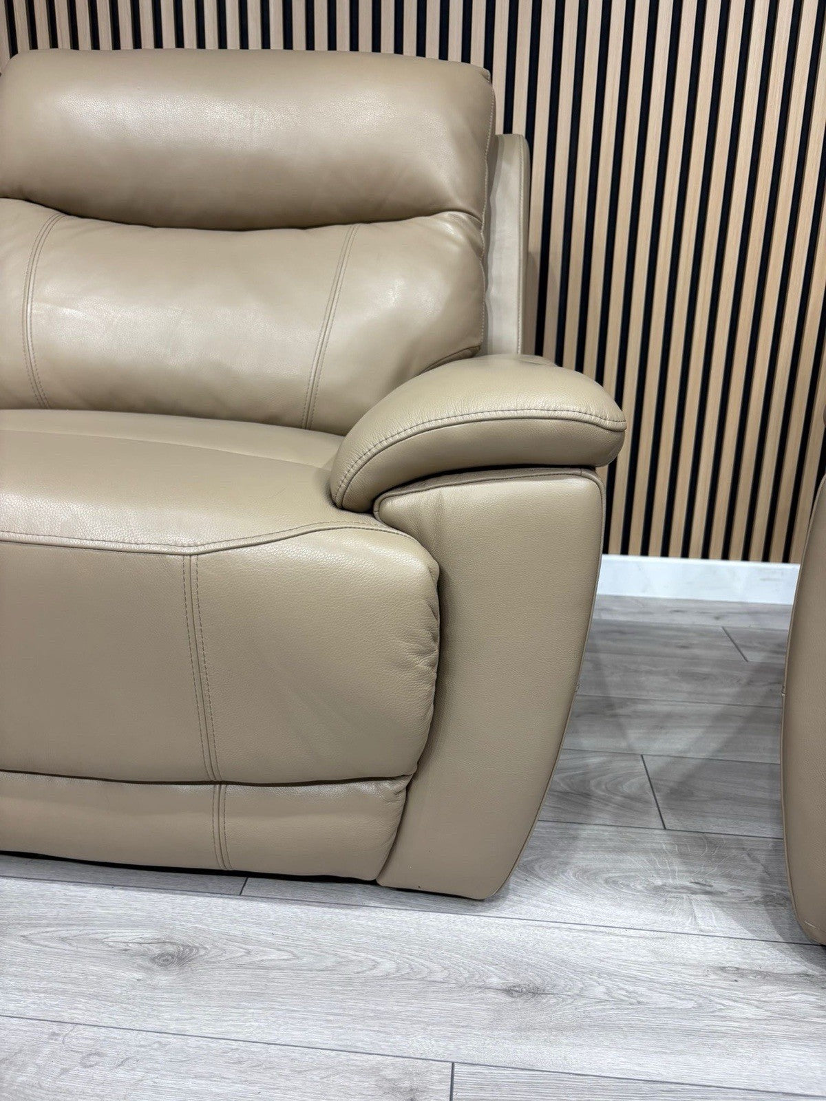 Furniture Village SLOANE Leather 3 Seater Power Recliner Sofa - RRP £1,395
