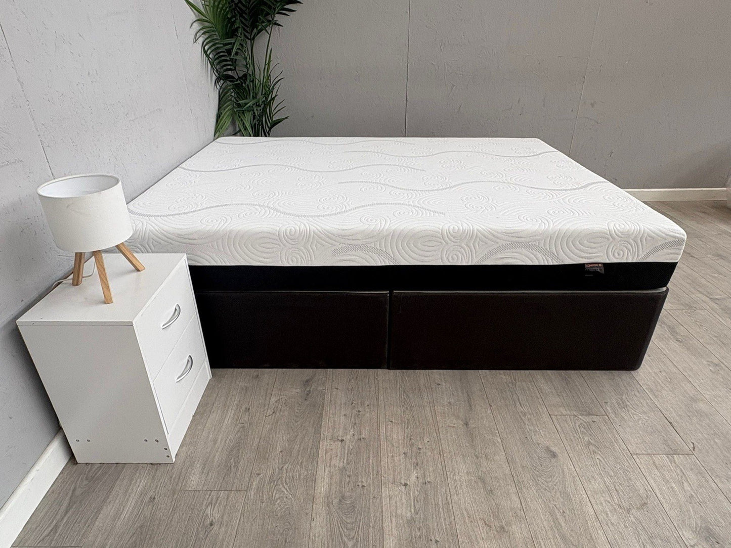 DORMEO Octaspring MISTRAL Memory 5ft Kingsize Mattress, Medium Firm - RRP £1,649