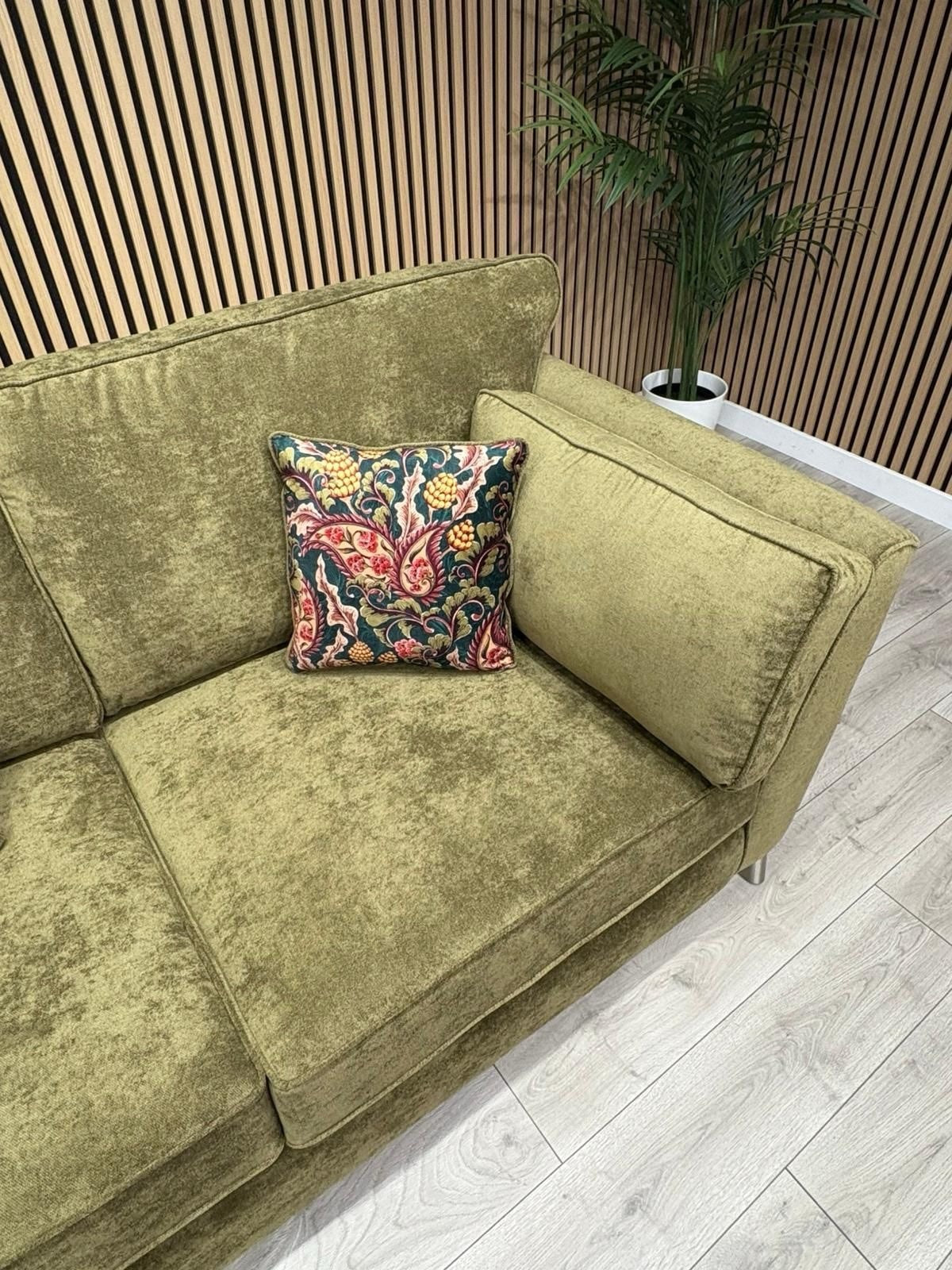 Furniture Village SASHA Fabric Large LHF Chaise Corner Sofa - RRP £3,295