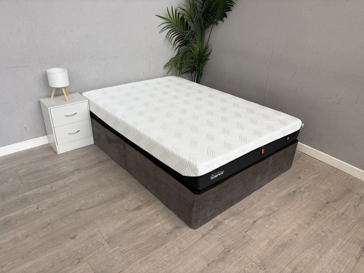 Tempur PRO Smart Cool 4ft 6 Double Mattress, Firm - RRP £1,999