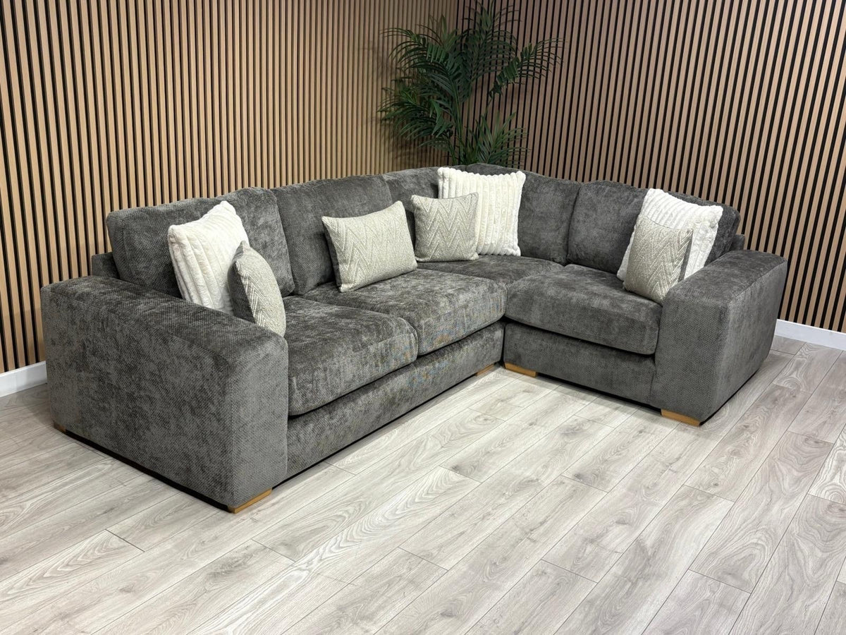 DFS Sample Pandora Fabric RHF 2c1 Corner Sofa RRP: £3295