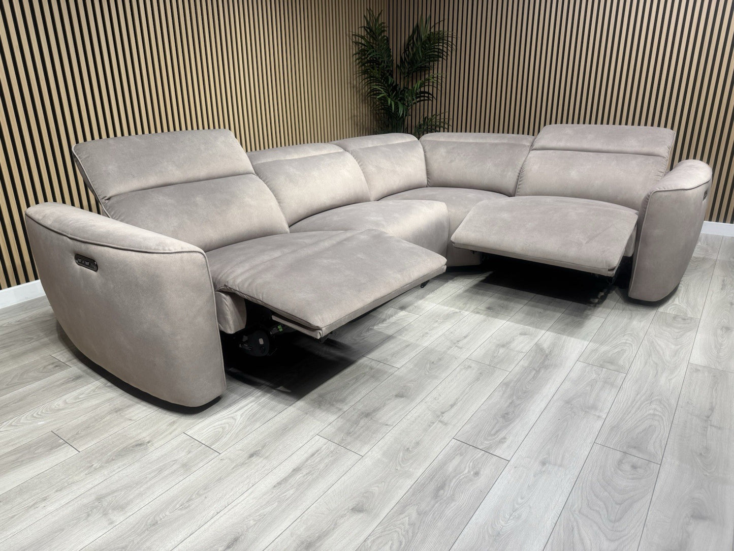 Furniture Village INCA Style Fabric Corner Sofa, Power Recliners - RRP £3195