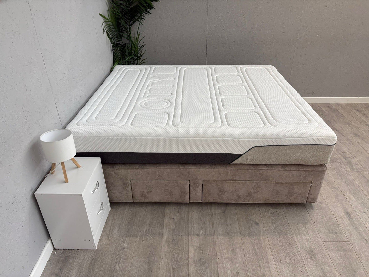 OTTY Pure Hybrid 4000 Pocket Sprung 6ft Superking Mattress - RRP £999
