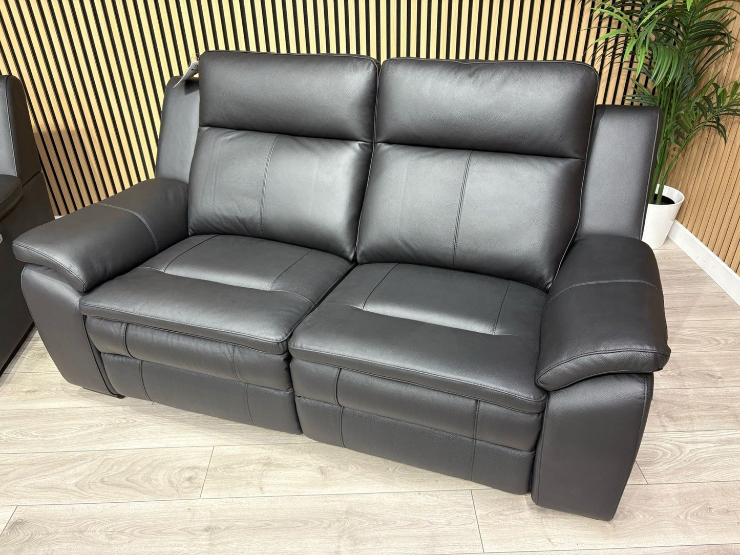 DFS Boston Leather 3 + 2 Seater Sofa Set, Power Recliners RRP: £4495