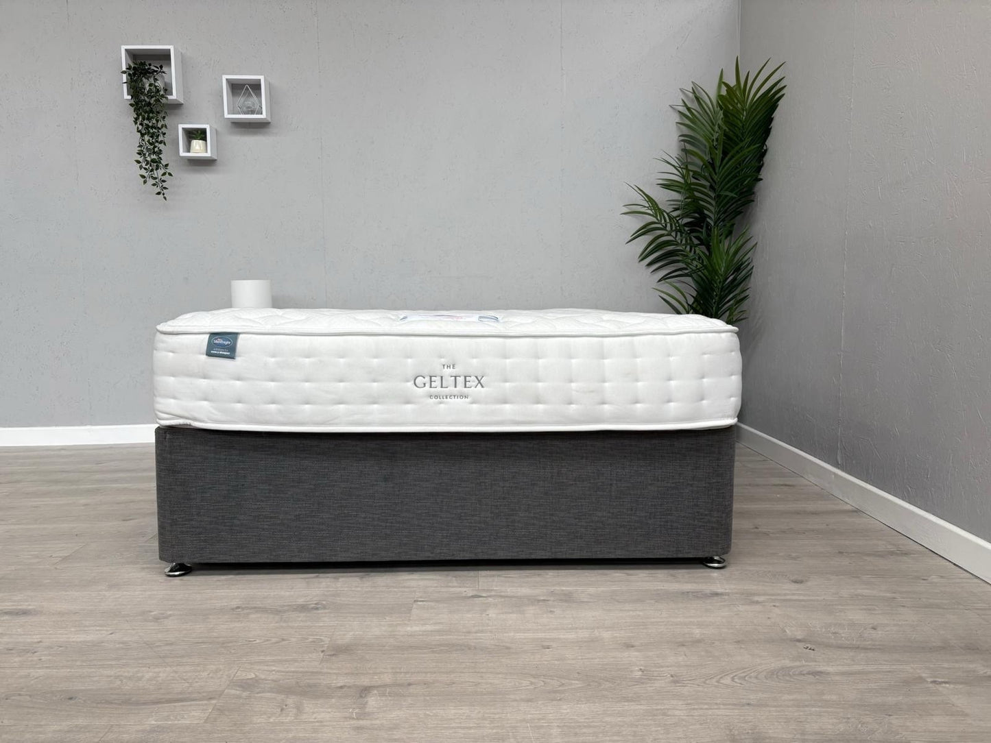 Silentnight OPHELIA Geltex 1000 Pocket 5ft Kingsize Mattress - RRP £1,399