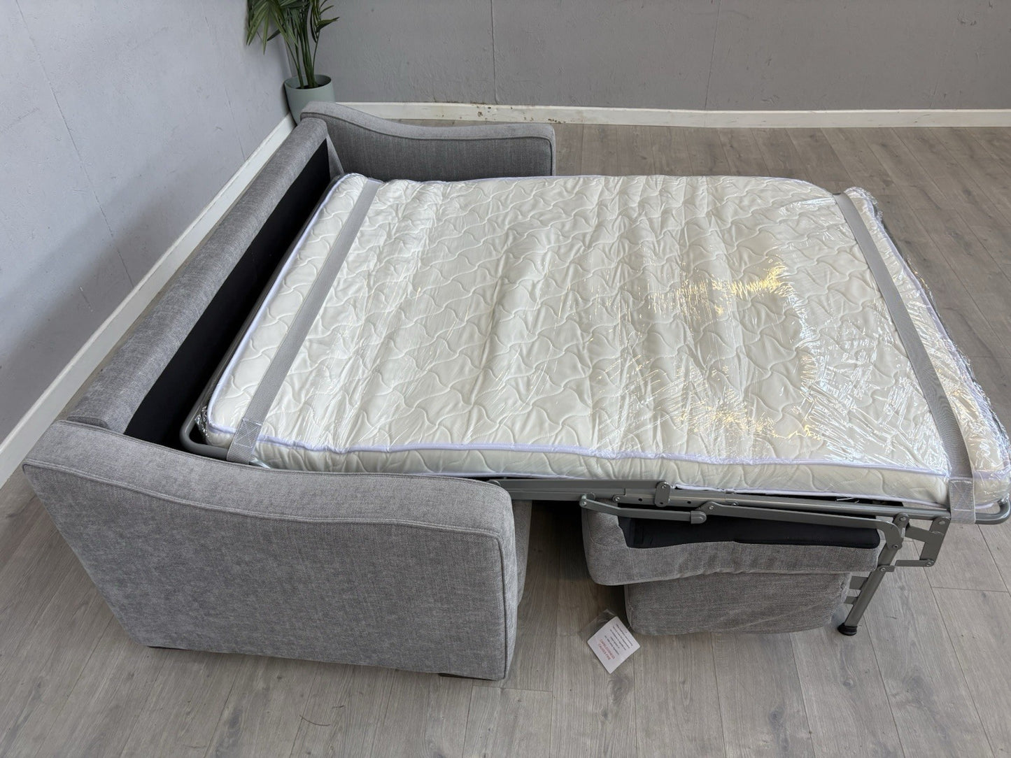 Furniture Village OPTIMUS Fabric Sofa Bed with Memory Foam Mattress - RRP £1,095