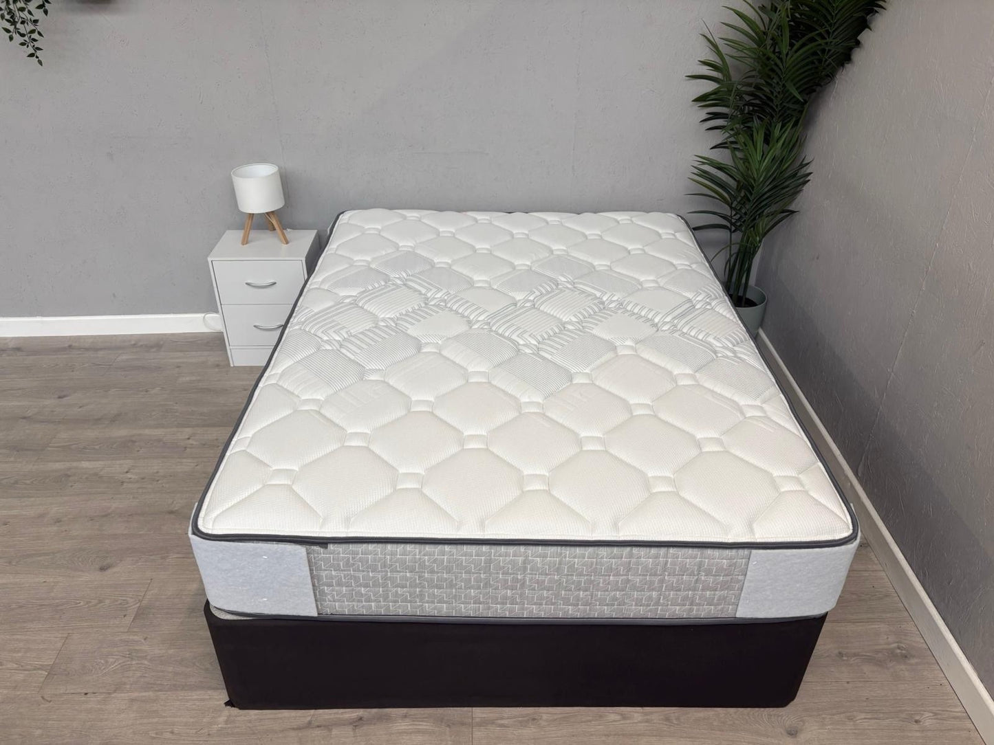 Sealy Elevate NEWTON 5FT Kingsize Mattress, Firm - RRP £1,499
