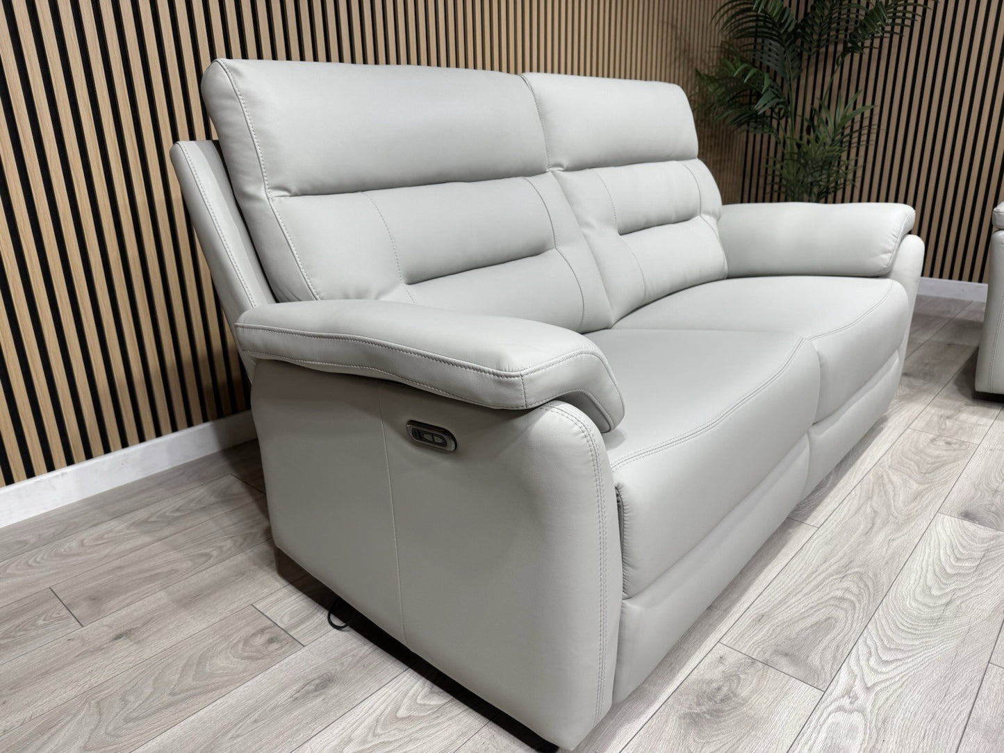 TREND Leather 3 + 2 Seater Power Sofa Set - RRP £4595