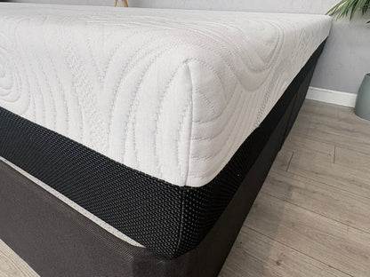 DORMEO Octaspring MISTRAL Memory 5ft Kingsize Mattress, Medium Firm - RRP £1,649