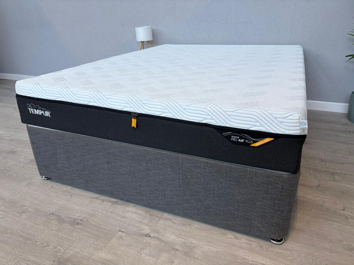 Tempur PRO AIR PLUS Smart Cool 5ft Kingsize Mattress, Medium / Firm - RRP £2,499