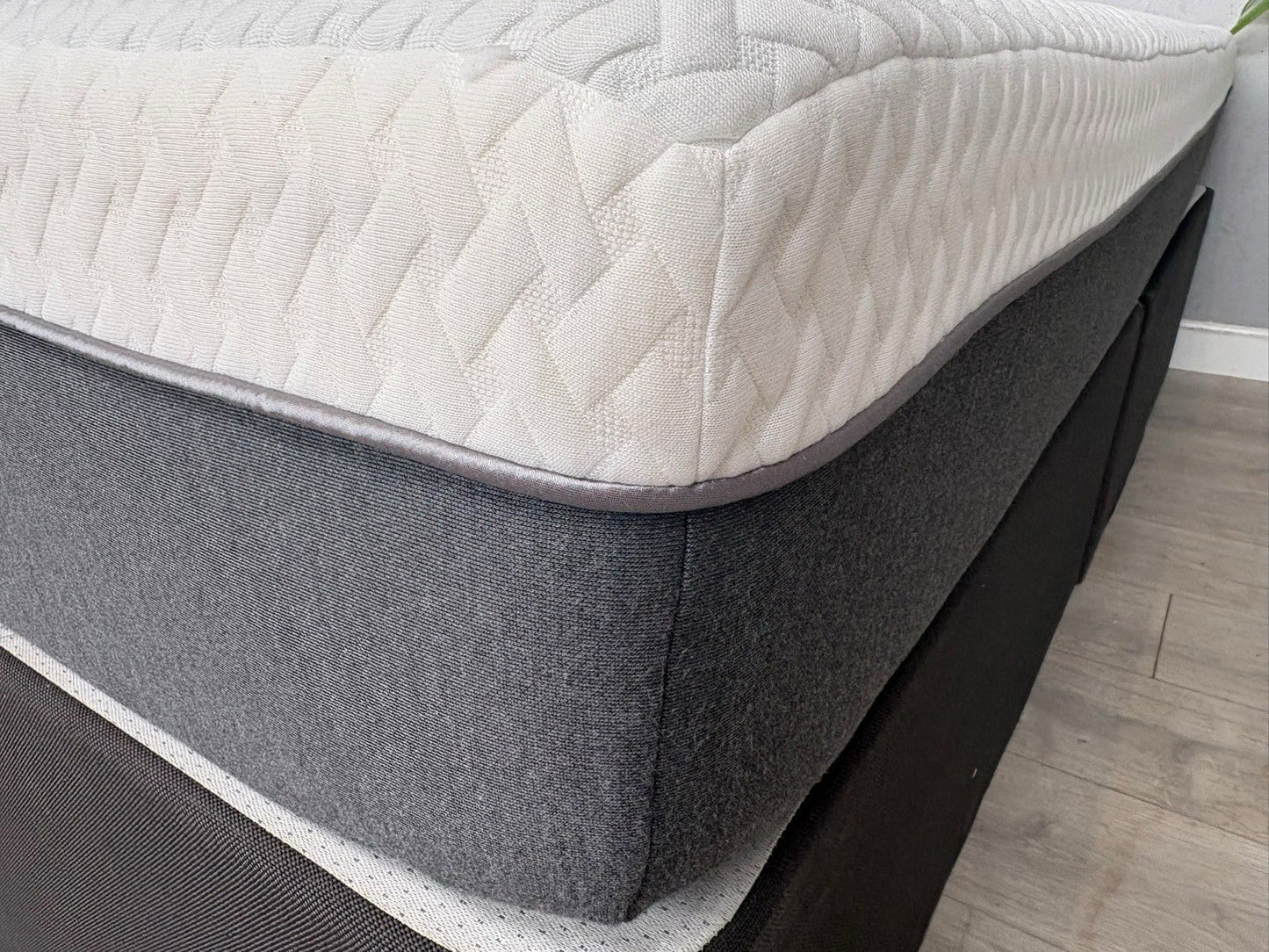 MLILY Gel 1000 Memory Pocket 5ft Kingsize Mattress - RRP £699