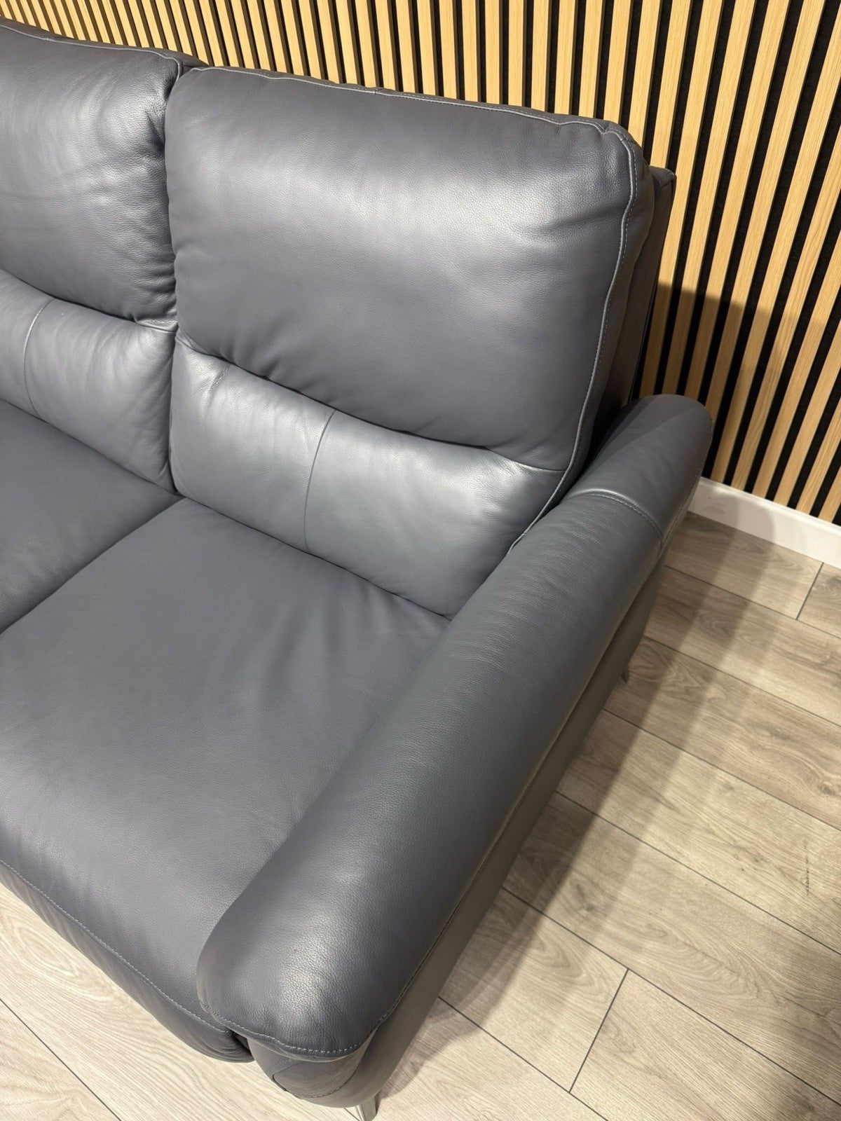 Furniture Village DAYTONA Leather 2 Seater Sofa, Lavender Grey - RRP £1,495