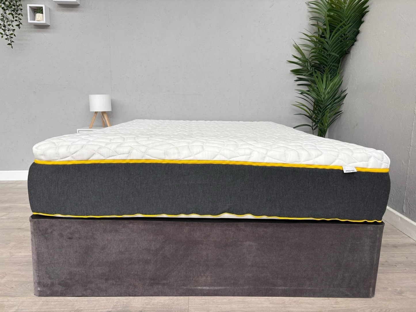 EVE Wunderflip Ultimate Hybrid 4ft 6 Double Mattress, Medium / Firm - RRP £1,199