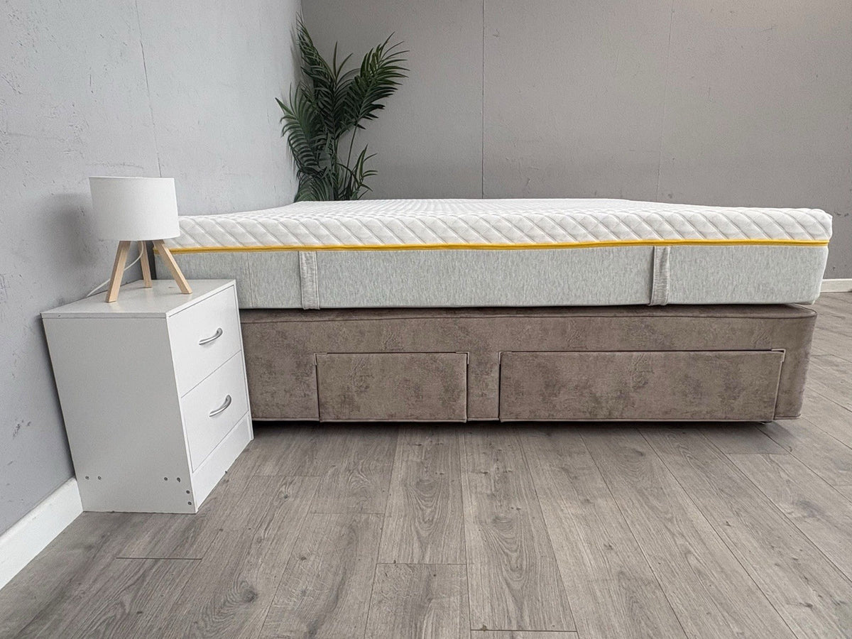 EVE The Premium Hybrid 6ft Superking Mattress, Medium / Firm - RRP £1,299