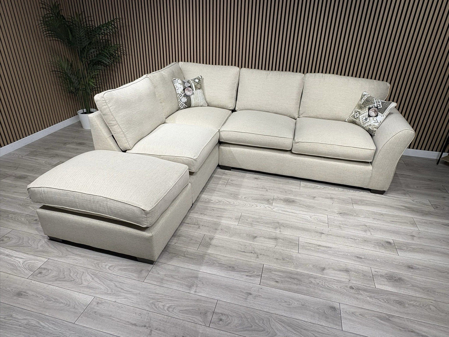 Furniture Village NEW LEGEND LHF Open Chaise Corner Sofa - RRP £1995