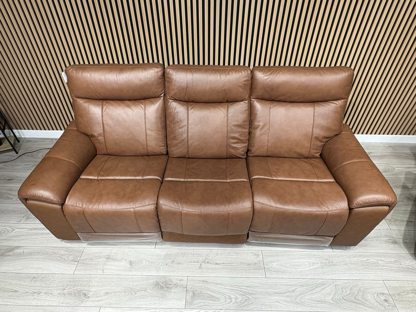 DANETTI Leather 3 Seater Sofa + Armchair Power Recliner Set - RRP: £3298