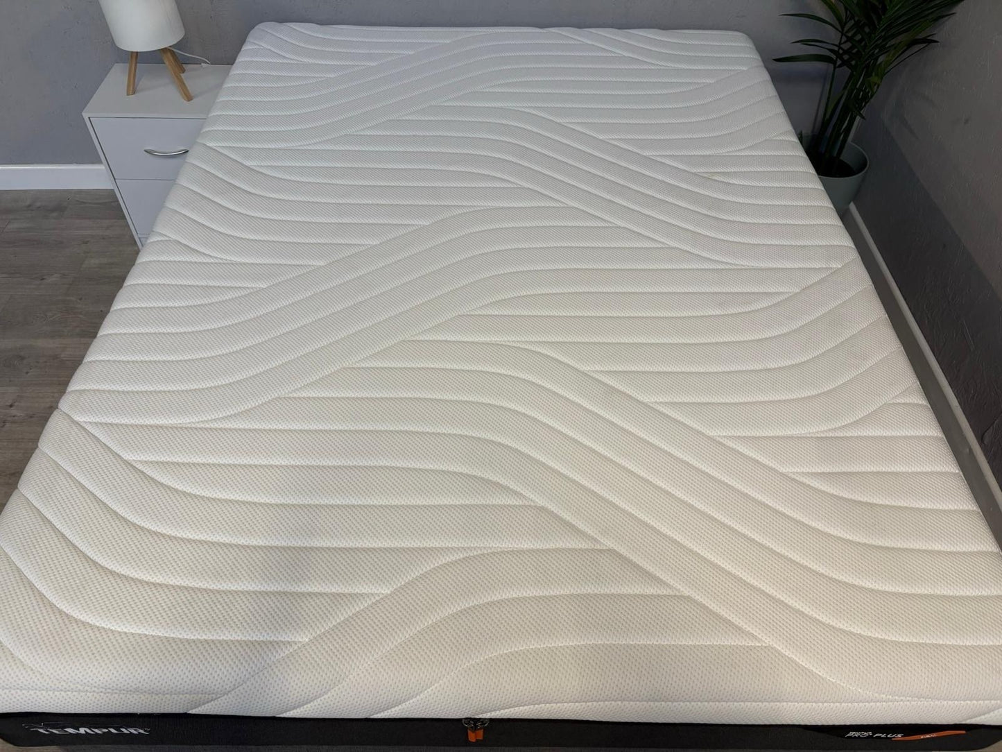 Tempur PRO PLUS Smart Cool 5ft Kingsize Mattress, Firm - RRP £2,499