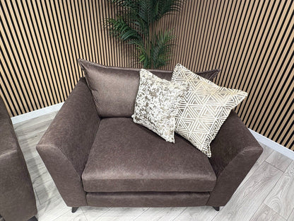 Ashley Manor SAN MATTEO 4 Seater Sofa + Love Chair Set - RRP £5290