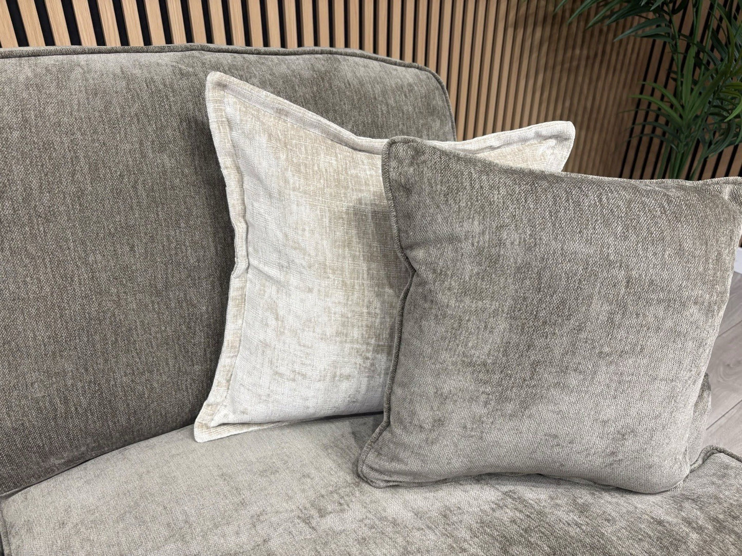 Laura Ashley HERITAGE Style Fabric 3 Seater Chaise Sofa - RRP £2,800
