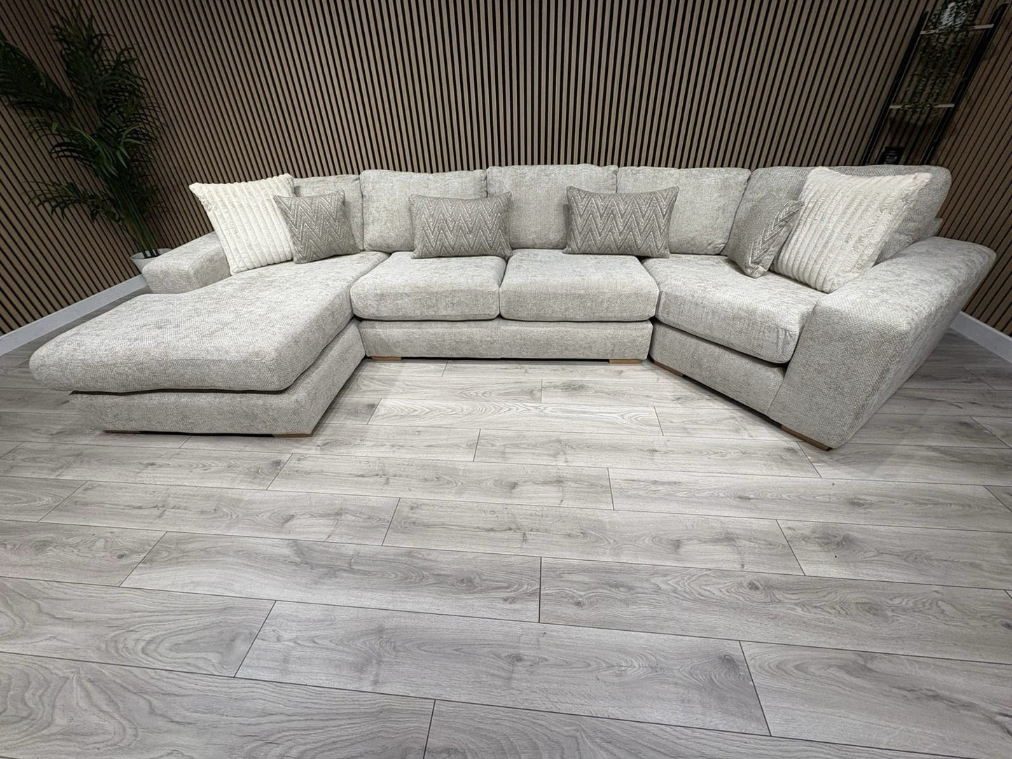 DFS Sample - Pandora LHF Large Chaise Corner Sofa - RRP: £3495