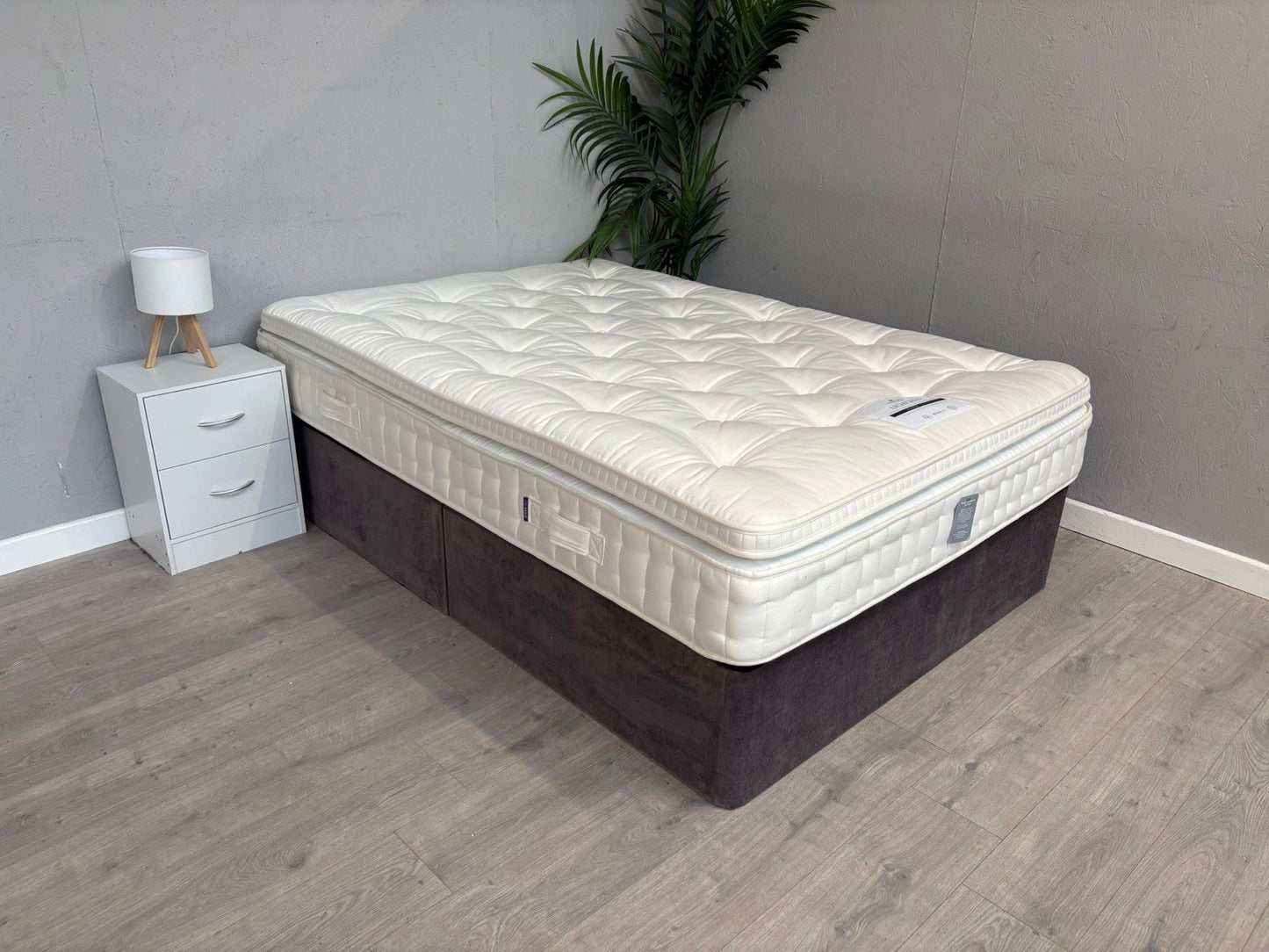 Harrison Spinks LICHFIELD 5450 Pocket Pillow 4ft 6 Double Mattress - RRP £1,879