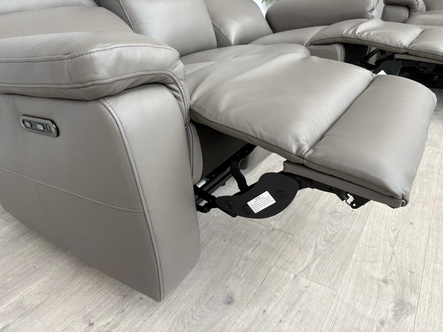 Furniture Village RAVEN Leather 3 + 2 Seater Power Recliner Sofa Set - RRP £2390