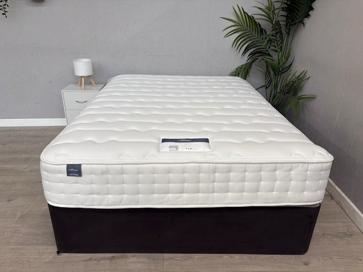 Silentnight Pocket Luxury 2800 5ft Kingsize Mattress - RRP £1,199
