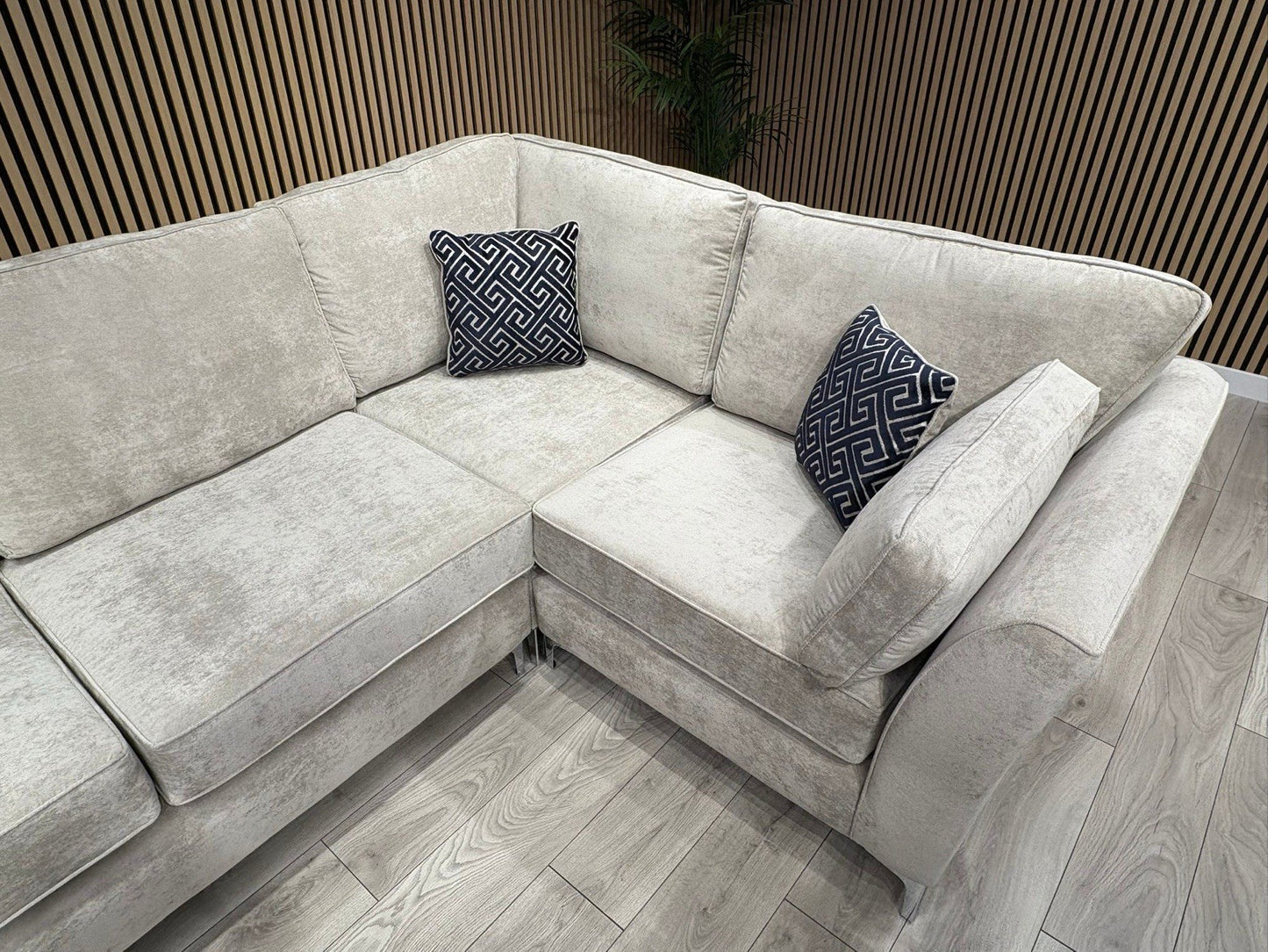 Furniture Village SASHA Fabric RHF Corner Sofa ( 3 Corner 1 ) - RRP £3,295