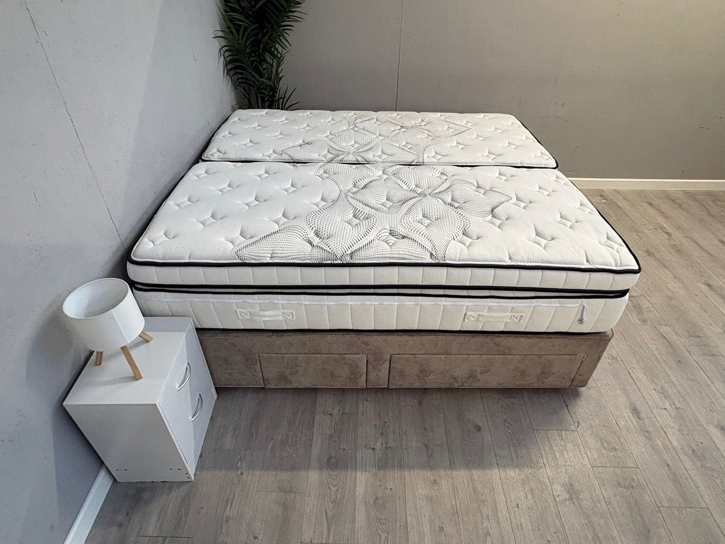 IGEL Nanotech 5000i 6ft Zip And Link Superking Mattress, Firm - RRP £2,499