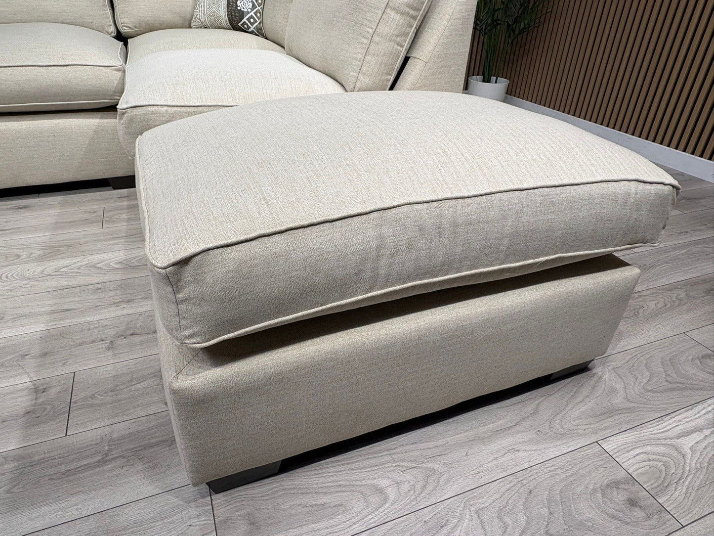Furniture Village NEW LEGEND RHF Open Chaise Corner Sofa - RRP £1995