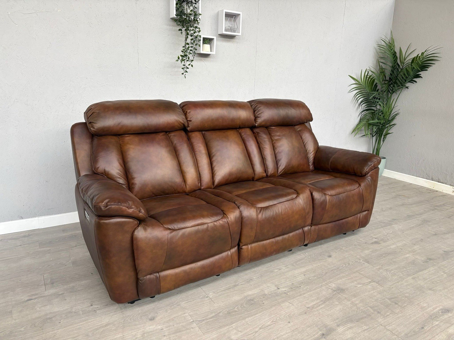 DFS Bravado Leather 3 Seater Sofa, Power Recliners, Fold Down Table - RRP £1,999