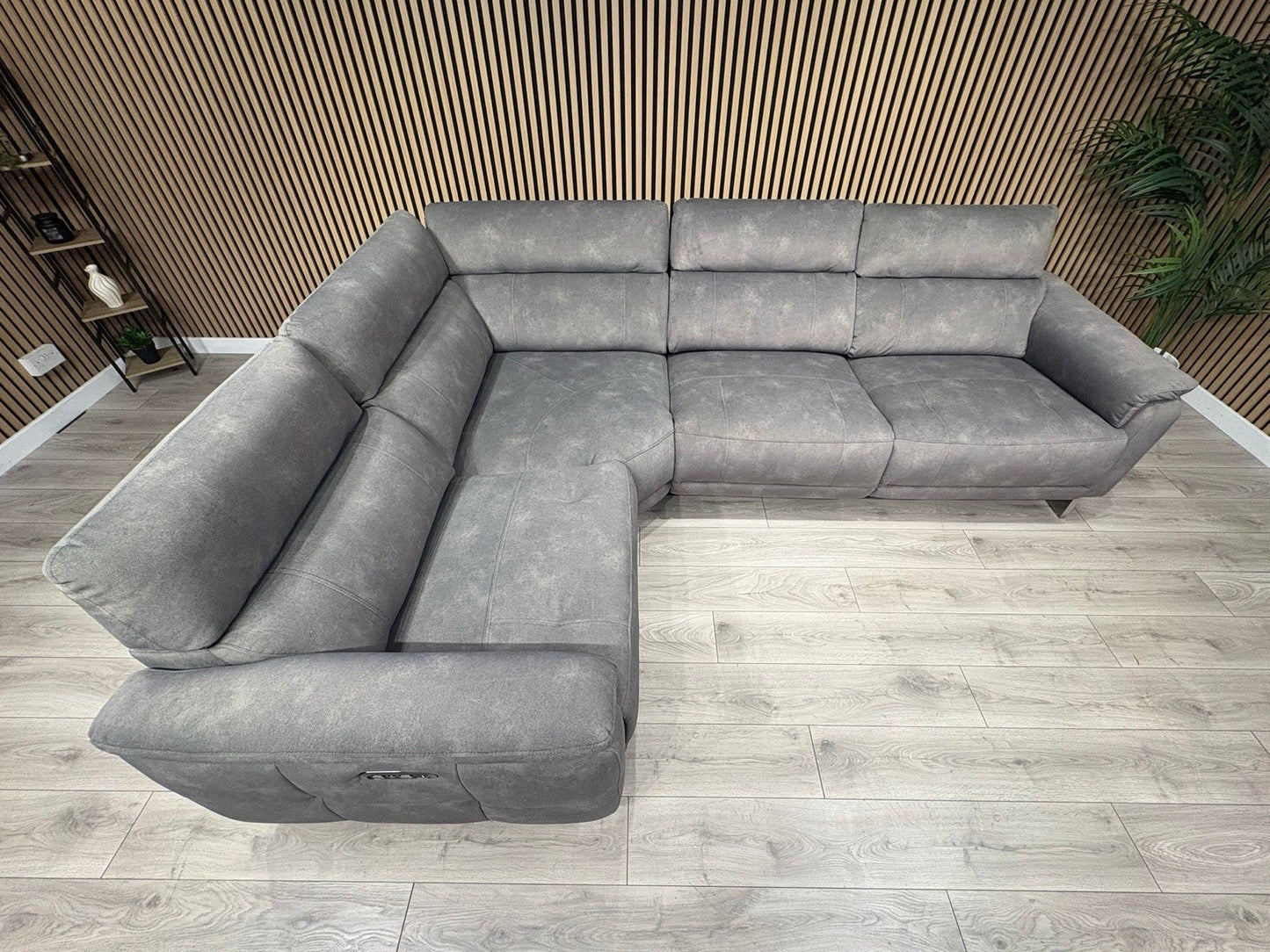 Furniture Village MOET Fabric 2 Corner 2 Power Recliner Sofa RRP £3295