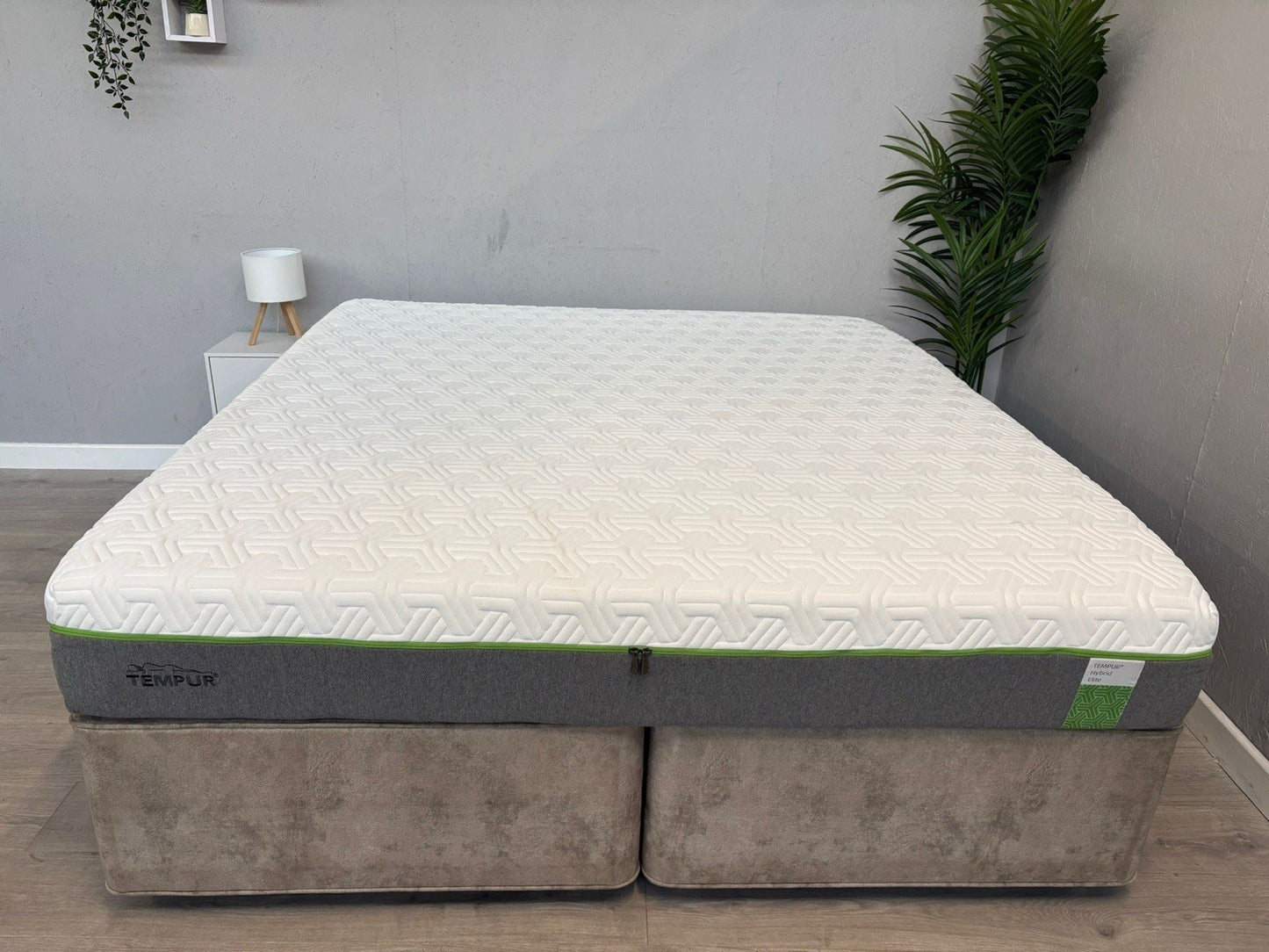 Tempur HYBRID ELITE Memory 6ft Superking Mattress, Medium - RRP £2,499